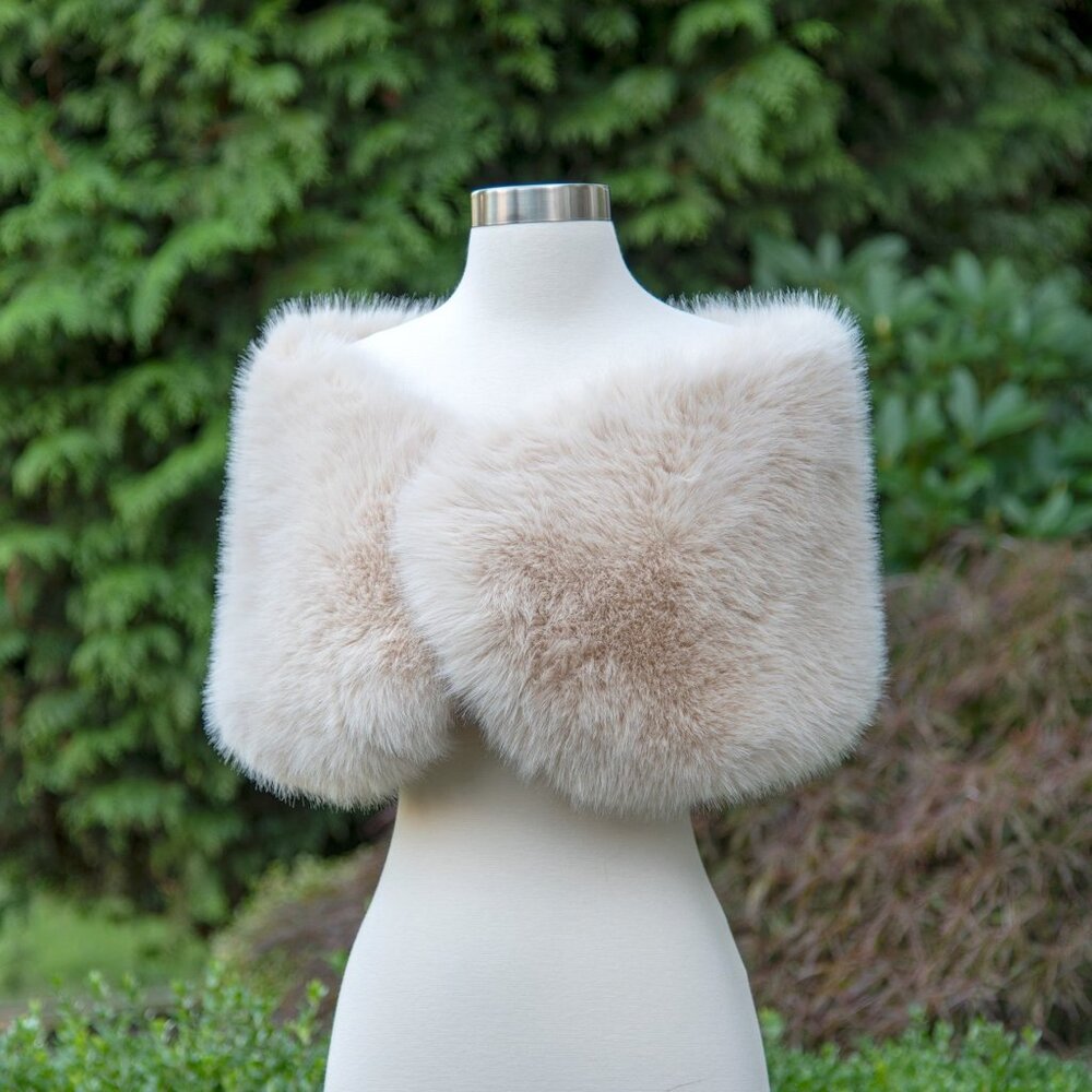 Light Beige Faux Fur Bridal Wrap Wedding Attire Shawl Stole